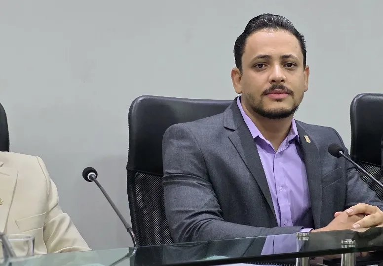 Justiça concede medidas protetivas contra vereador de Wanderley em processo envolvendo influenciadora digital